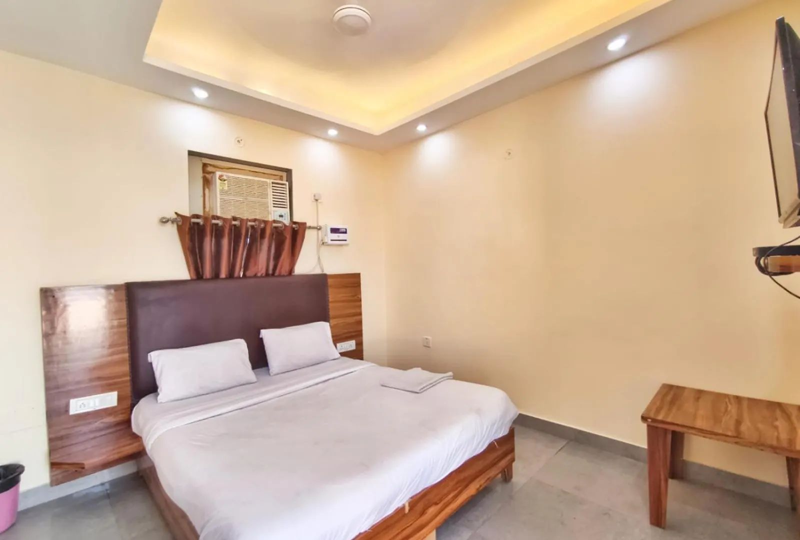Dev Hotel New Delhi